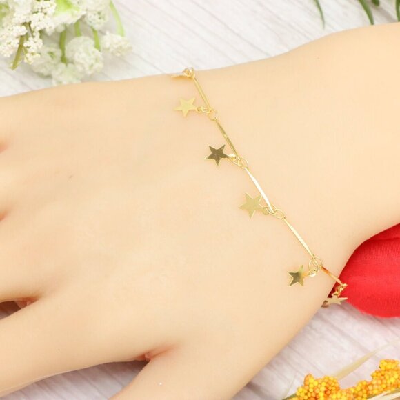 "Trendy Handmade Bracelet – A Thoughtful Gift for Girls & Women | UNVRC1146 - Picture 10 of 10